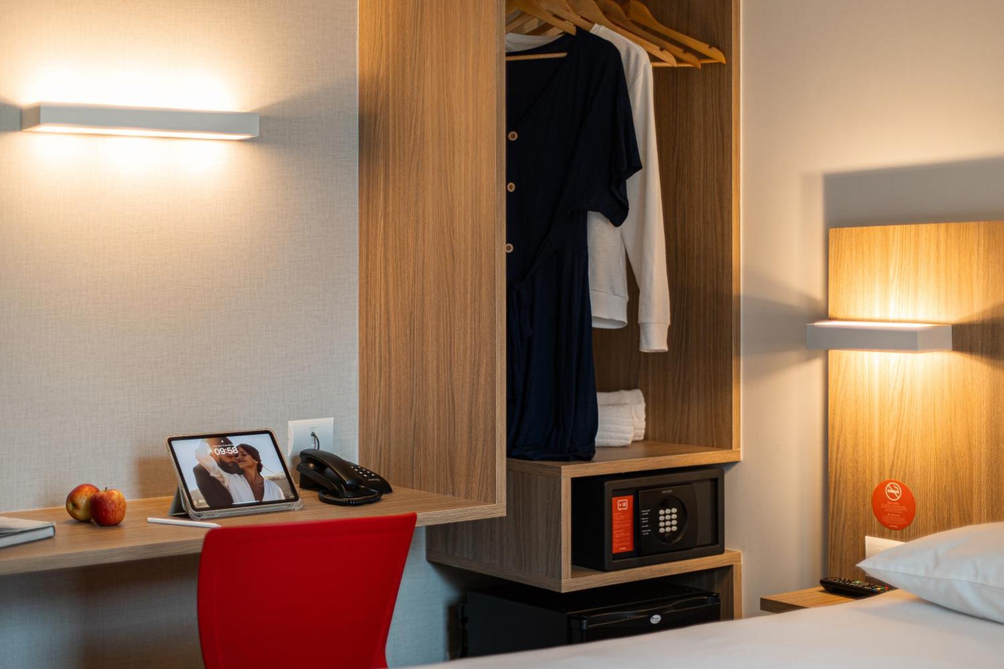 Hotel Moov Porto Alegre Dış mekan fotoğraf